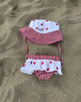 Costume con cappello abbinato sartoriale