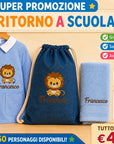 PROMO 2 - Kit a scuola - Grembiule + sacca + tovaglietta + porta merenda in regalo 🎁