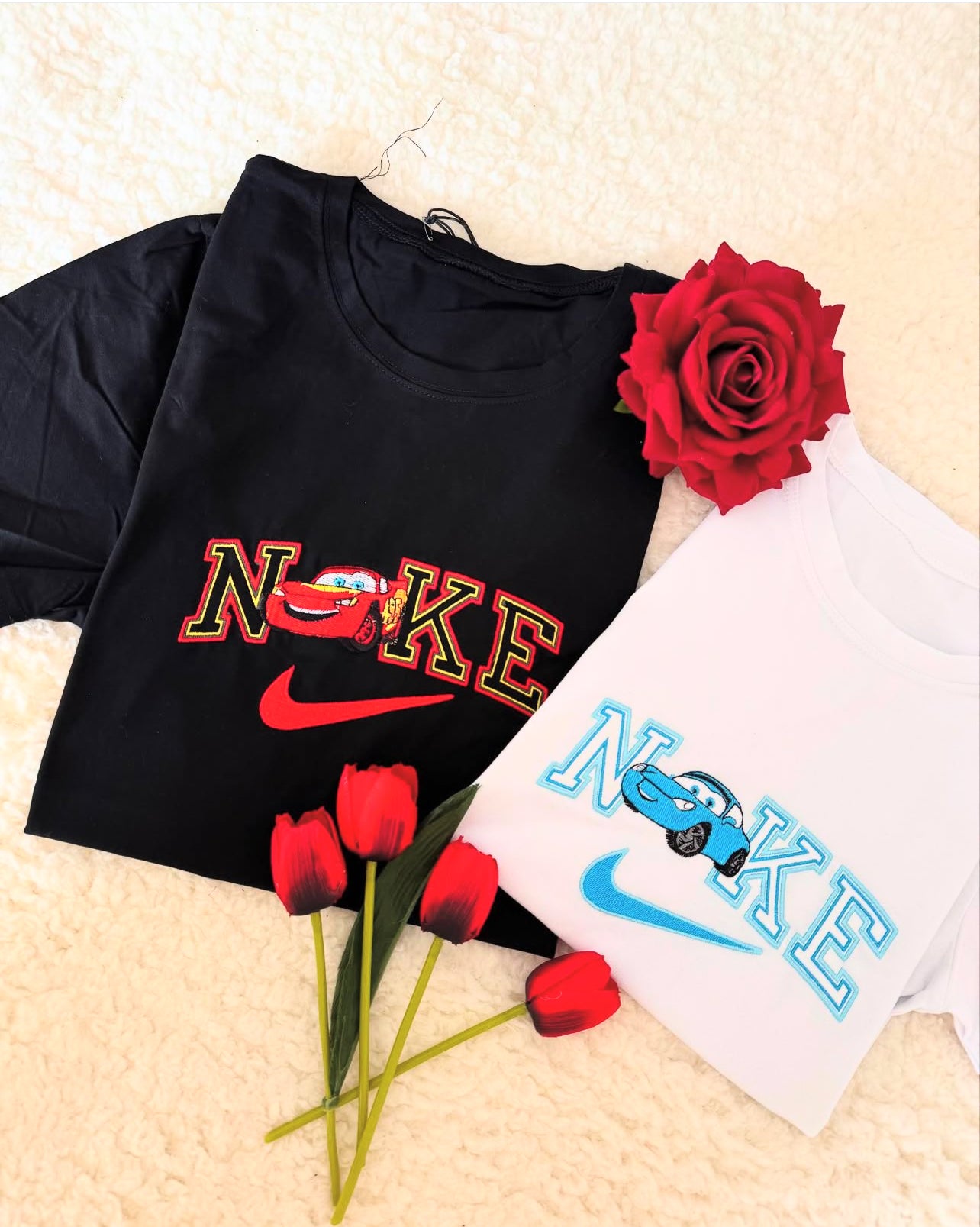 T-Shirt con ricamo - Personaggi